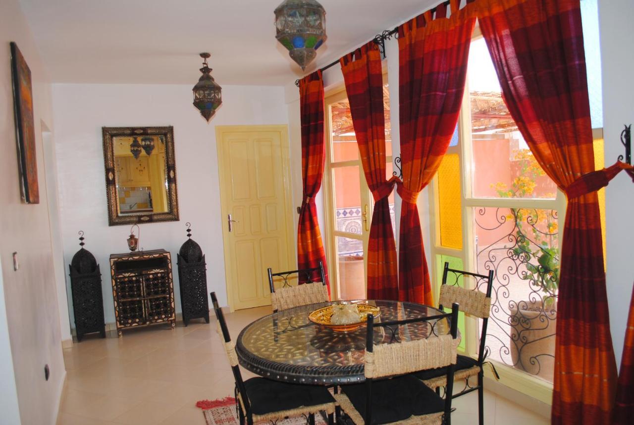 Appartement Anatim 우아르자자테 외부 사진